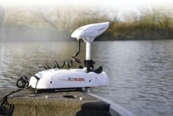 Rhino BLX 65 BMR GPS Boegmotor 7 Rhino BLX 65 BMR GPS Boegmotor -Schepen Product Winkel Afbeelding 10011788 3